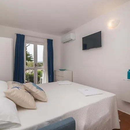 I Ginepri 1 Apartment Porto Rotondo Exterior photo